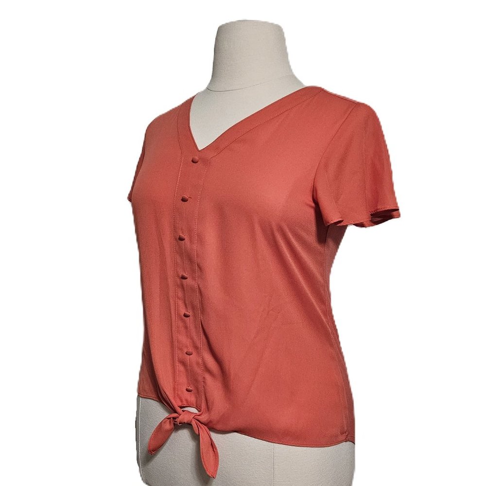 NWT // Fortune + Ivy Mixed Material Front Tie Blouse